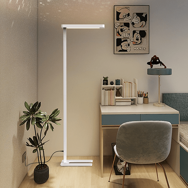 Quadratische Stehlampe