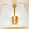 Einfache Tischlampe mit rundem Boden, Champagnergold